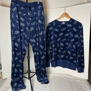 Wizarding World of Harry Potter Women’s Blue Soft Silky Pajama Set Size Large
